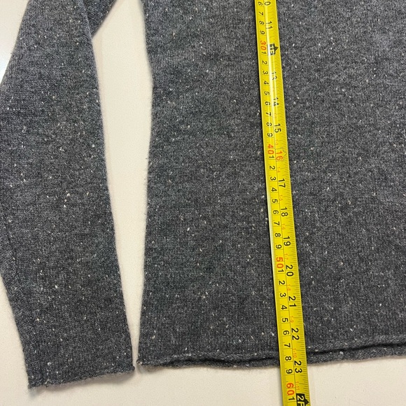 Philosophy Cashmere by Republic Gray Turtleneck Minimalist Capsule Wardrobe  📐M - Picture 7 of 7